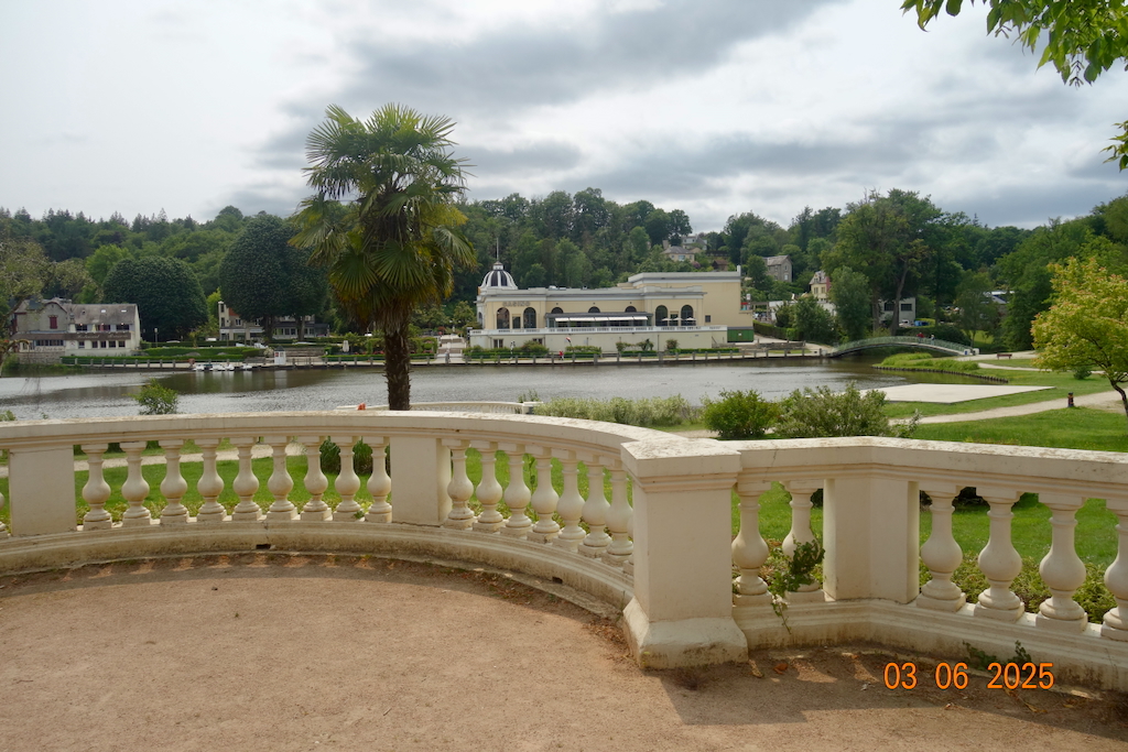 1.Bagnoles-de-l'Orne wordt ook weleens het Monaco van het Noorden genoemd